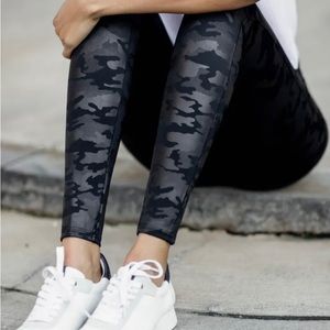NWT! Spanx Faux Leather Camo Leggings 🖤